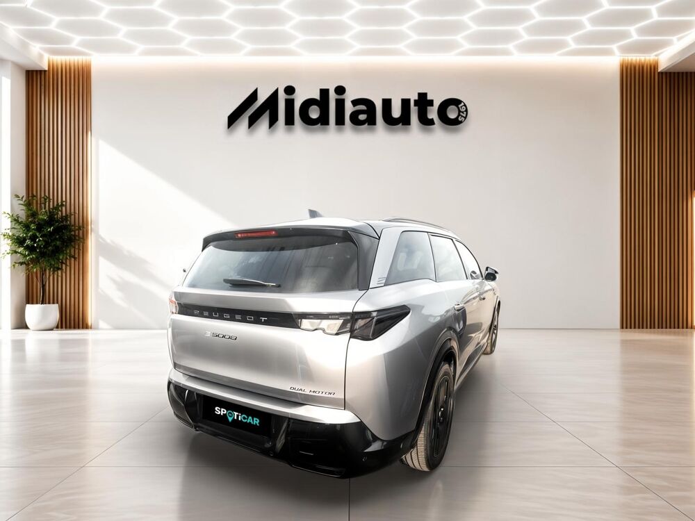 5008 Electrique 325ch Batterie 73 kWh 4x4 GT Exclusive 5 Places / 2025 occasion 28500 Vernouillet
