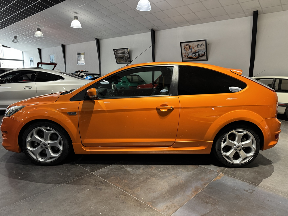 Focus 2.5T 225CH ST 3P 2008 occasion 12000 RODEZ