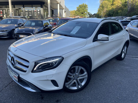 Mercedes Classe GLA 200 INSPIRATION 2015 occasion Mont&eacute;vrain 77144