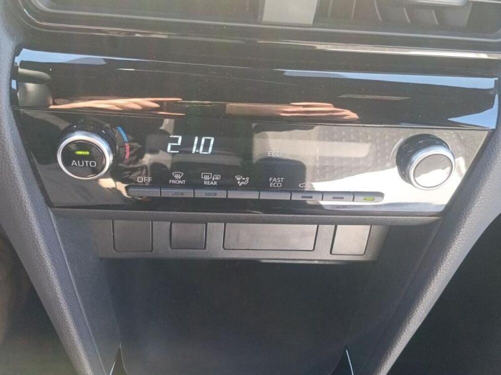 Yaris Cross 130h Design MC24 2025 occasion 13400 Aubagne