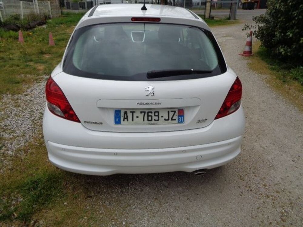 207 1.6 VTI 16V PREMIUM 3P 2010 occasion 31140 Aucamville