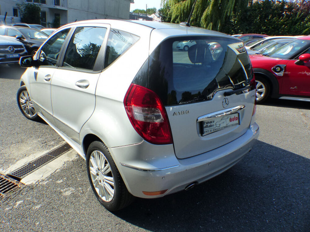 Classe A 180 CDI ELEGANCE CONTACT 2009 occasion 77144 Mont&eacute;vrain