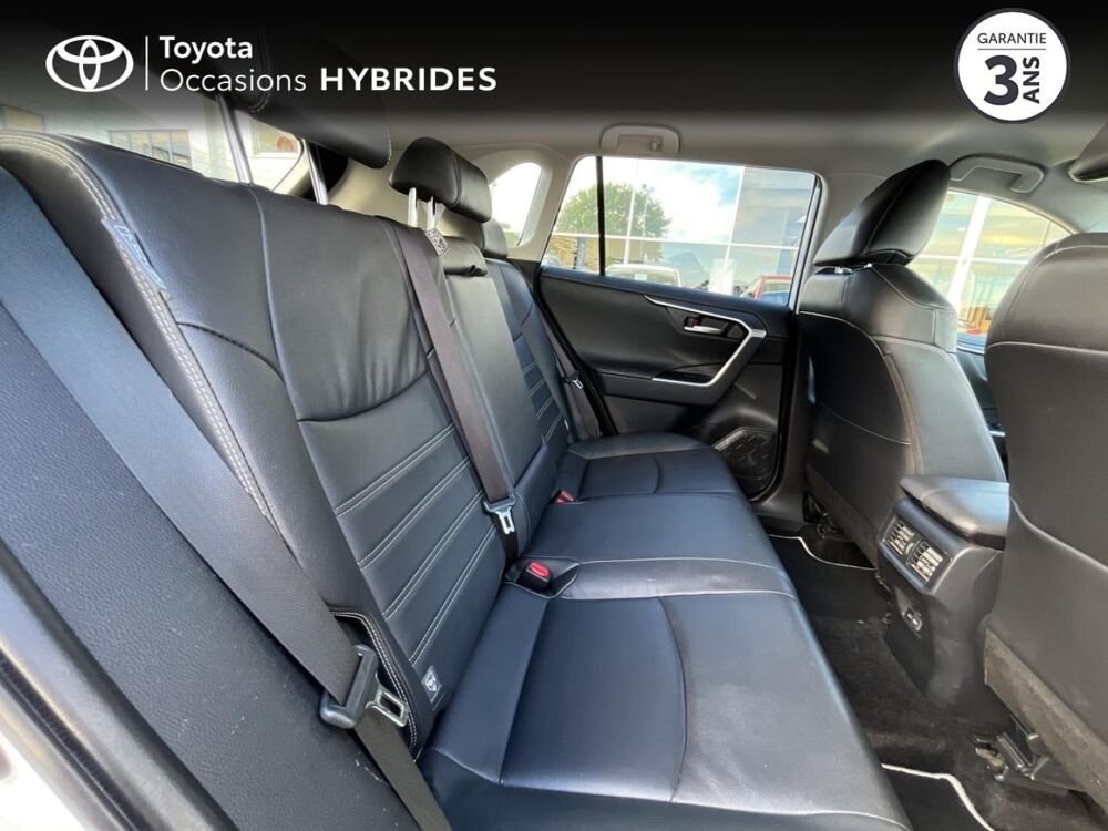 RAV 4 2.5 Hybride 222ch Lounge AWD-i MY23 2023 occasion 44600 Saint-Nazaire