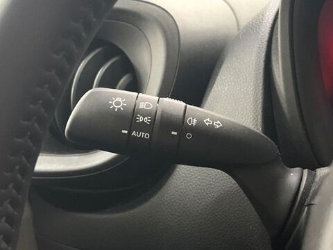 Aygo 1.0 VVT-i 72ch Dynamic MY24 2025 occasion 13400 Aubagne