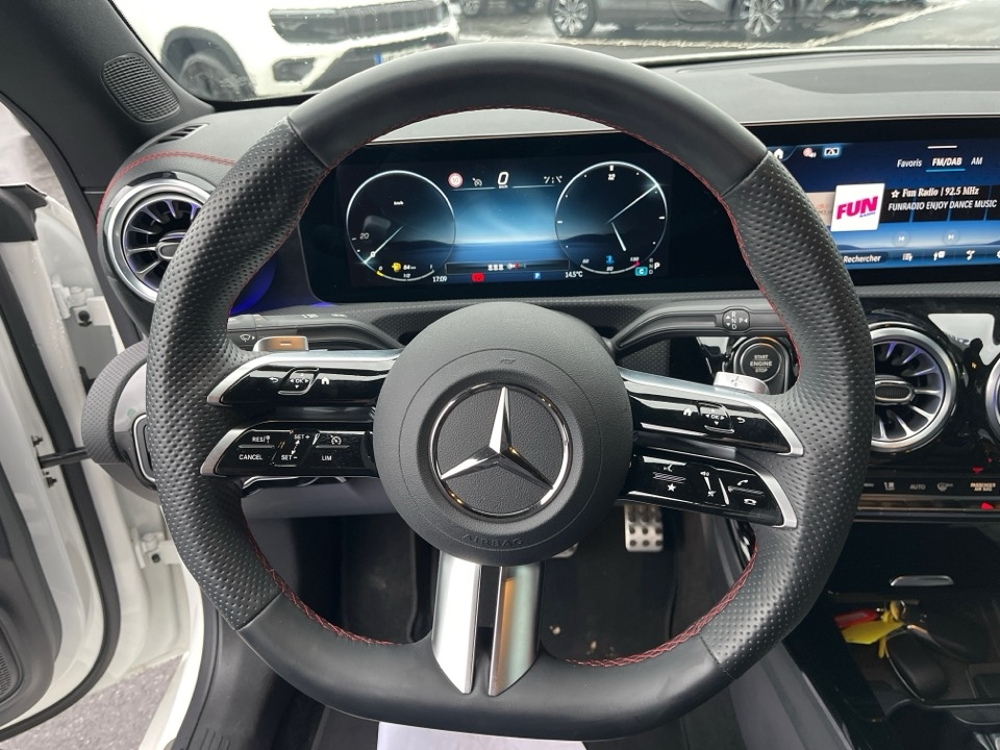 Classe CLA 220 D 190CH AMG LINE 8G-DCT 2025 occasion 12850 Onet-le-Ch&acirc;teau