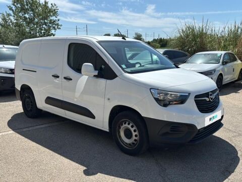 Combo VU L2H1 950kg 1.5 100ch Pack Clim 2021 occasion 13200 Arles