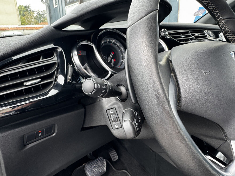 DS3 PURETECH 110CH SO CHIC AUTOMATIQUE 2019 occasion 42120 LE COTEAU