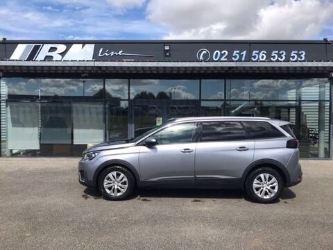 5008 1.6 BLUEHDI 120CH ACTIVE 7 PLACES 2017 occasion 85400 Sainte-Gemme-la-Plaine