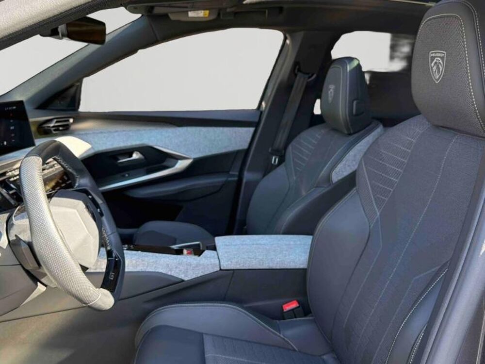 3008 1.2 Hybrid 145ch GT e-DCS6 + Toit ouvrant + Attelage 2025 occasion 28500 Vernouillet
