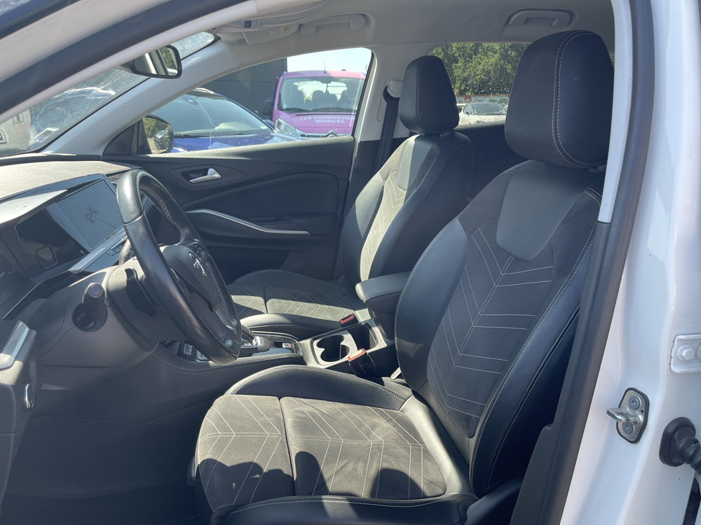 Grandland 1.5 D 130CH ELEGANCE BUSINESS BVA8 2022 occasion 33700 M&eacute;rignac