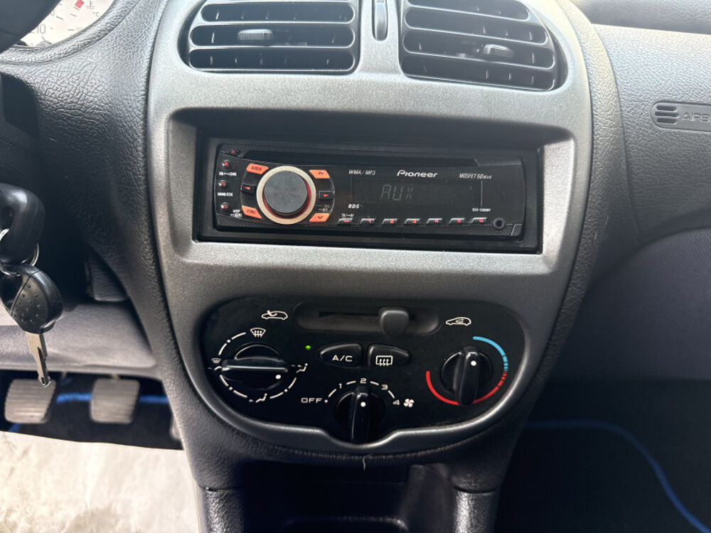 206 1.4 HDI XT PREMIUM 5P (clim) 2004 occasion 31140 Aucamville