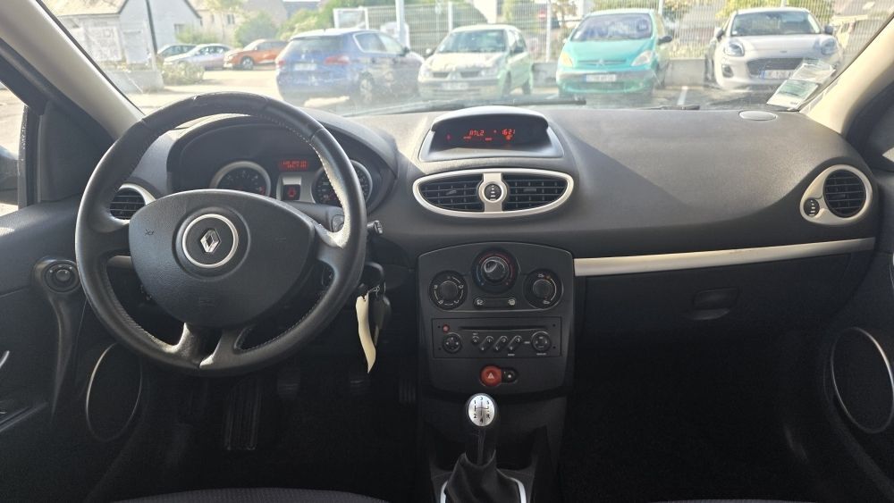 Clio III 1.5 DCI 70CH DYNAMIQUE 5P 2008 occasion 56530 QUEVEN