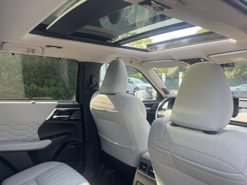 Outlander 2.4 PHEV 306ch Instyle 4WD 2025 occasion 78750 Mareil-Marly