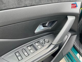 308 1.2 Hybrid 145ch GT e-DCS6 2026 occasion 08200 Sedan