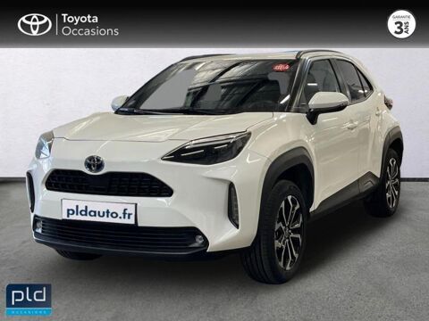 Toyota Yaris Cross 116h Design MY22 2023 occasion Salon-de-Provence 13300