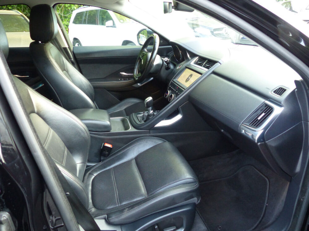 E-PACE 2.0D 150CH R-DYNAMIC S AWD 2018 occasion 77144 Mont&eacute;vrain