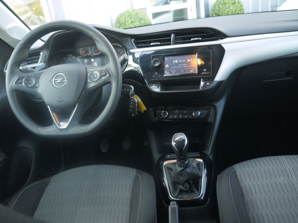 Corsa 1.2 75CH EDITION / DISTRIBUTION FAITE / ENTRETIEN SUIVI 2020 occasion 38260 La C&ocirc;te-Saint-Andr&eacute;