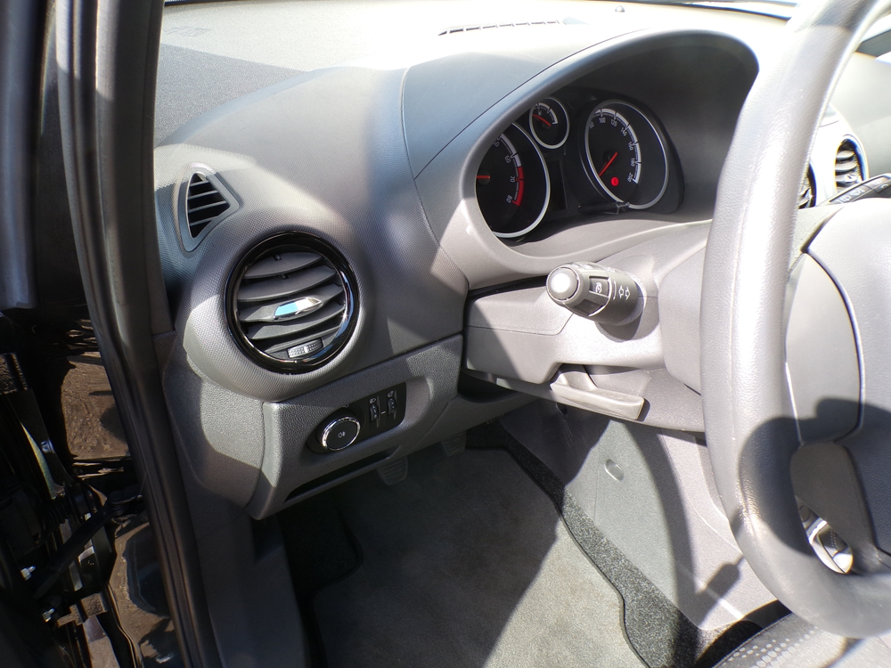 Corsa IV 1.4 87CH EDITION 5P 2014 occasion 38150 Salaise-sur-Sanne
