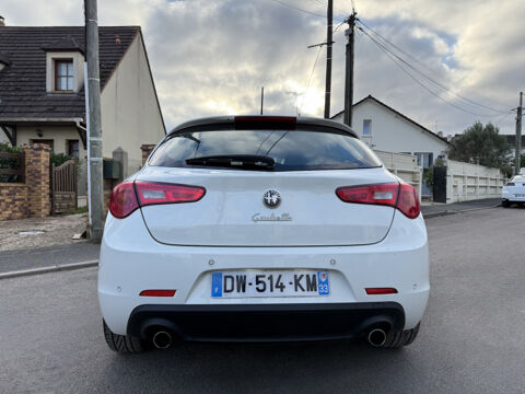 Giulietta 2.0 JTDM 150CH EXCLUSIVE STOP&START 2015 occasion 95480 PIERRELAYE