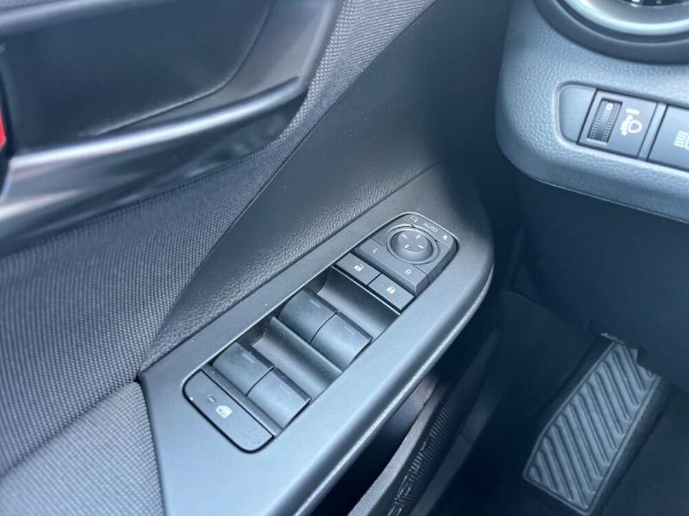C-HR 1.8 Hybride 140ch Design NG23 2025 occasion 84120 Pertuis