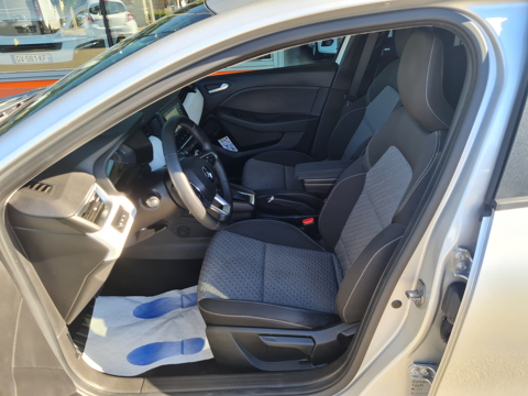 Clio V 1.6 E-TECH 145CH FULL HYBRID EVOLUTION 2023 occasion 28630 Nogent-le-Phaye