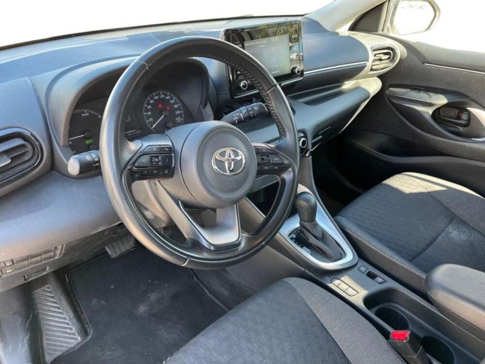 Yaris 116h Dynamic 5p MY22 2023 occasion 13400 Aubagne