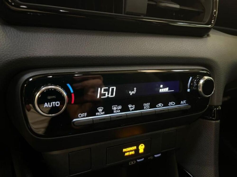 Yaris 116h Design 5p MY25 2025 occasion 13400 Aubagne