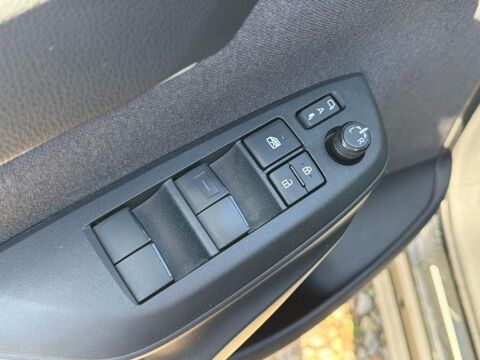 Yaris Cross 116h Design AWD-i MY22 2023 occasion 13730 Saint-Victoret