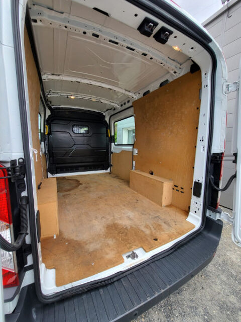 Transit T310 L2H2 2.0 ECOBLUE 105CH S&S TREND BUSINESS 2019 occasion 33700 M&eacute;rignac