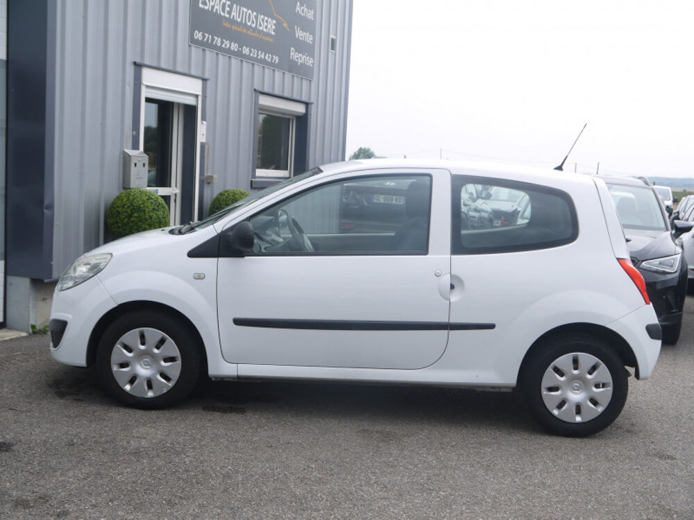 Twingo II 1.2 LEV 16V 75CH AUTHENTIQUE 2009 occasion 38260 La C&ocirc;te-Saint-Andr&eacute;