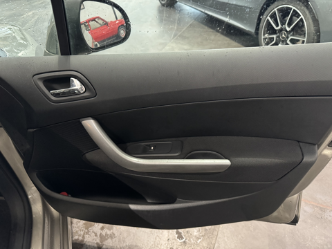 308 1.6 HDI92 FAP 2012 occasion 12000 RODEZ