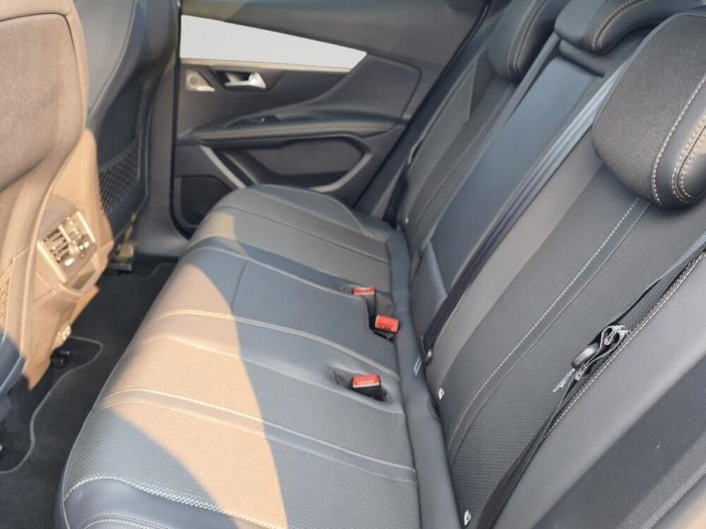 3008 Plug-in Hybrid 225ch GT e-EAT8 / TOIT OUVRANT / HAYON &Eacute;LECTR 2023 occasion 82000 Montauban