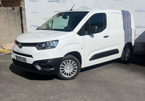 Toyota Proace city MEDIUM 100 D-4D BUSINESS 2021 occasion Athis-Mons 91200