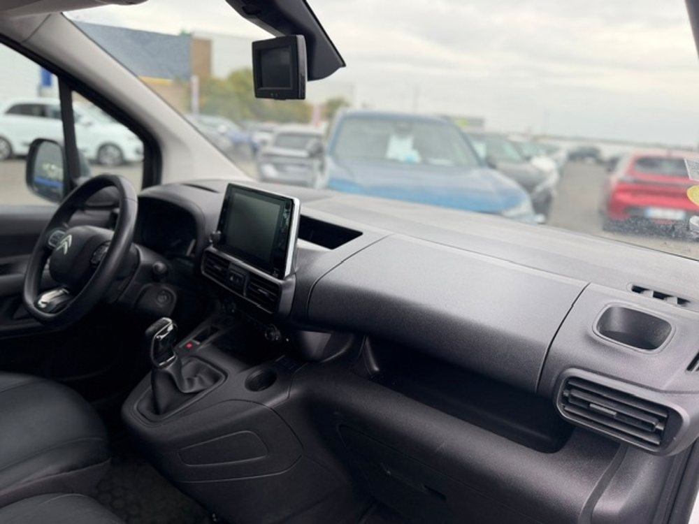 Berlingo M 1000KG BLUEHDI 100 S&S DRIVER 3PLACES 2021 occasion 16400 Puymoyen