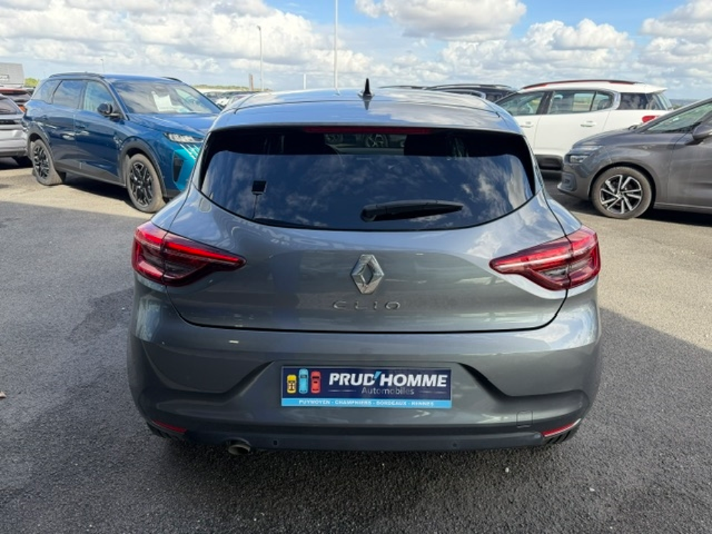 Clio V 1.0 TCE 90CH EVOLUTION 2023 occasion 16400 Puymoyen