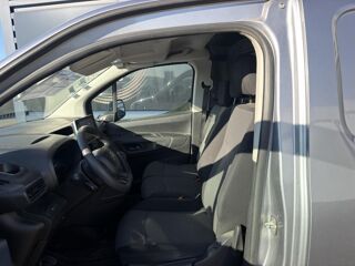 Berlingo M 650kg BlueHDi 100 S&S Driver BVM5 3 Places 2019 occasion 17450 Saint-Laurent-de-la-Pr&eacute;e