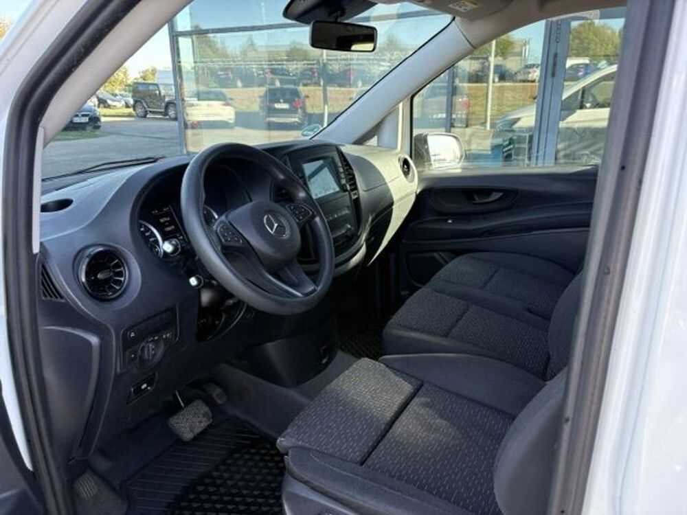 Vito 116 CDI MIXTO LONG 6 PLACES 9G-TRONIC PRIX HT 2023 occasion 85400 Sainte-Gemme-la-Plaine