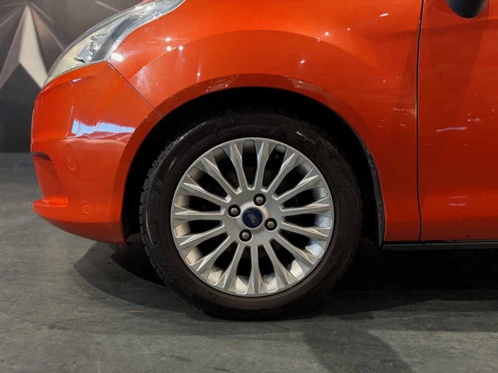 B-max 1.6 TDCI 95CH FAP TITANIUM 2012 occasion 63170 Aubi&egrave;re