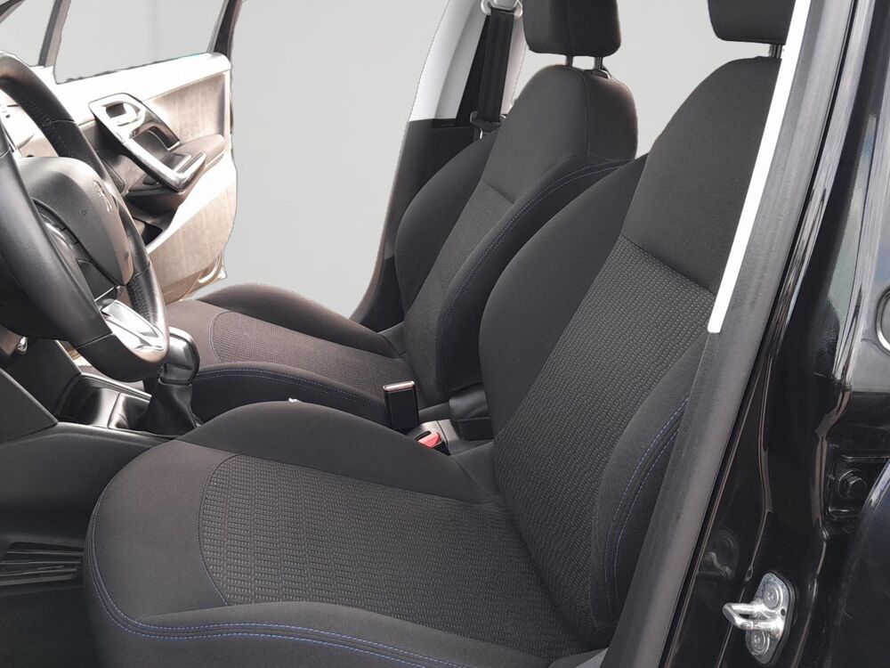 208 1.2 PureTech 82ch Style 5p 2017 occasion 27000 &Eacute;vreux