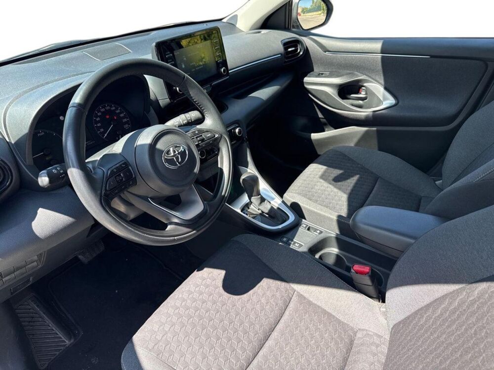 Yaris 116h Dynamic 5p MY22 2023 occasion 13730 Saint-Victoret
