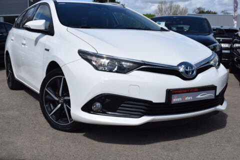 Toyota Auris HSD 136H DYNAMIC 2017 occasion Vendargues 34740