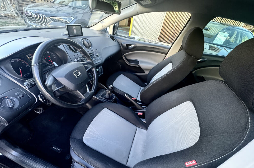 Ibiza 1.2 TSI 105CH STYLE SUR&Eacute;QUIP&Eacute;E / SIEGES CHAUFFANTS / GPS / L 2015 occasion 94260 Fresnes