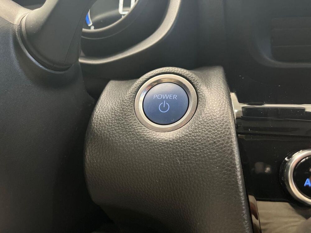 Yaris Cross 116h Dynamic MY22 2023 occasion 13300 Salon-de-Provence