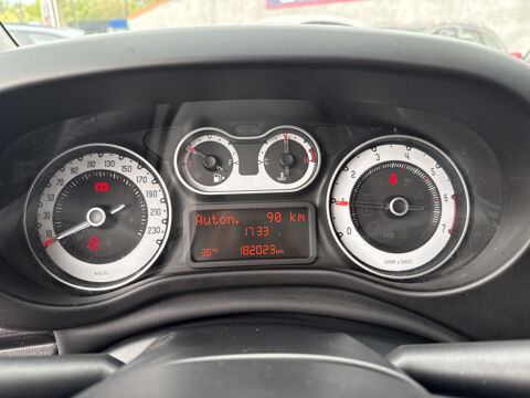 500 L 1.4 16V 95CH TREKKING LOUNGE 2015 occasion 31140 Aucamville