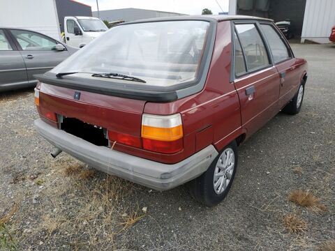R11 GTX 1985 occasion 50720 Barenton