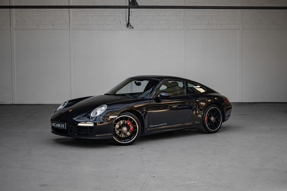 Carrera GT *Options Porsche Exclusive/Entretiens Porsche* 2011 occasion 75014 Paris