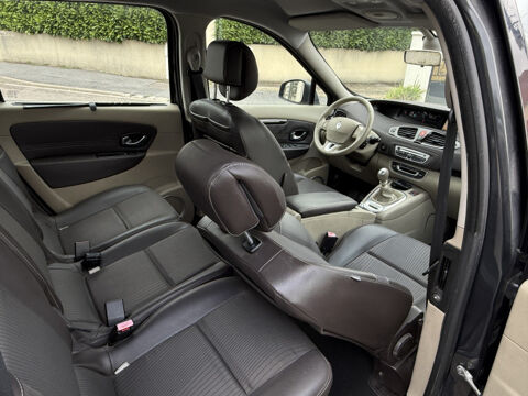 Grand Sc&eacute;nic III 1.9 DCI 130CH FAP PRIVILEGE EURO5 5 PLACES 2011 occasion 95480 PIERRELAYE