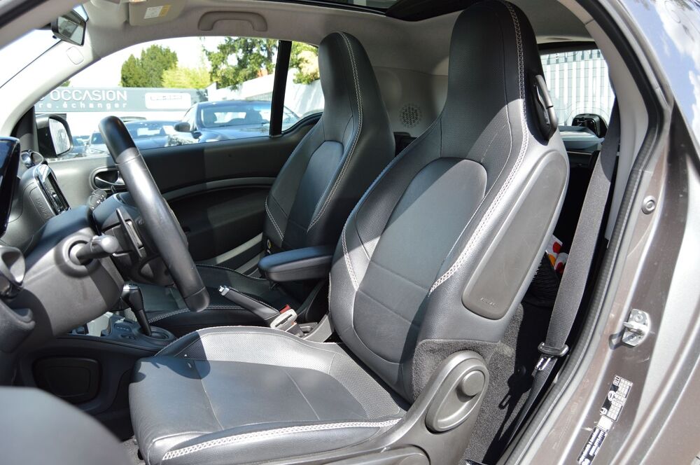 ForTwo 90CH BRABUS STYLE E6C 2019 occasion 94100 Saint-Maur-des-Foss&eacute;s