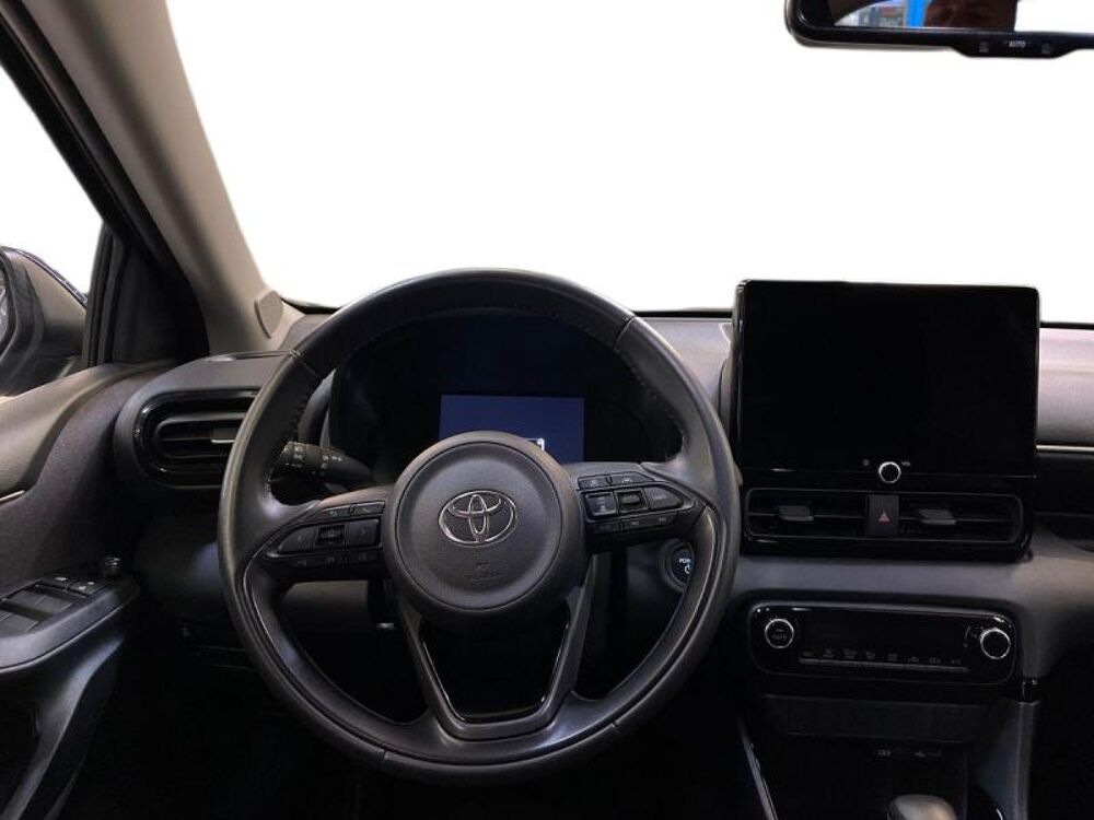 Yaris 116h Design 5p MY25 2025 occasion 13400 Aubagne