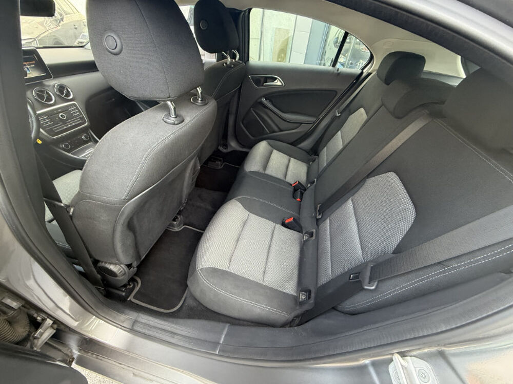 Classe A 200 D BUSINESS EDITION 7G-DCT 2017 occasion 31140 Aucamville
